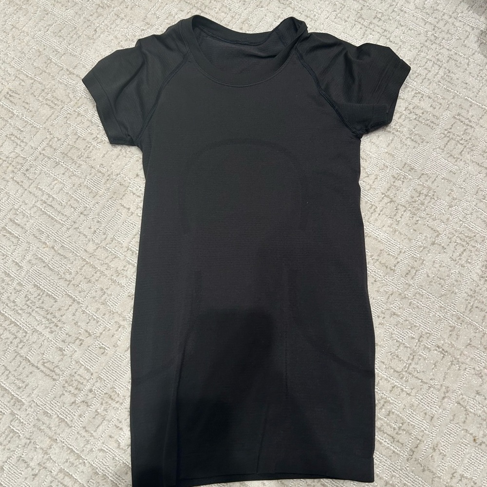 Lululemon swiftly tech